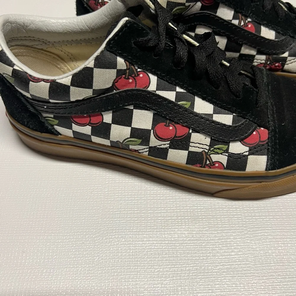 Vans‎ Old School cherry checker sneakers size 6.5